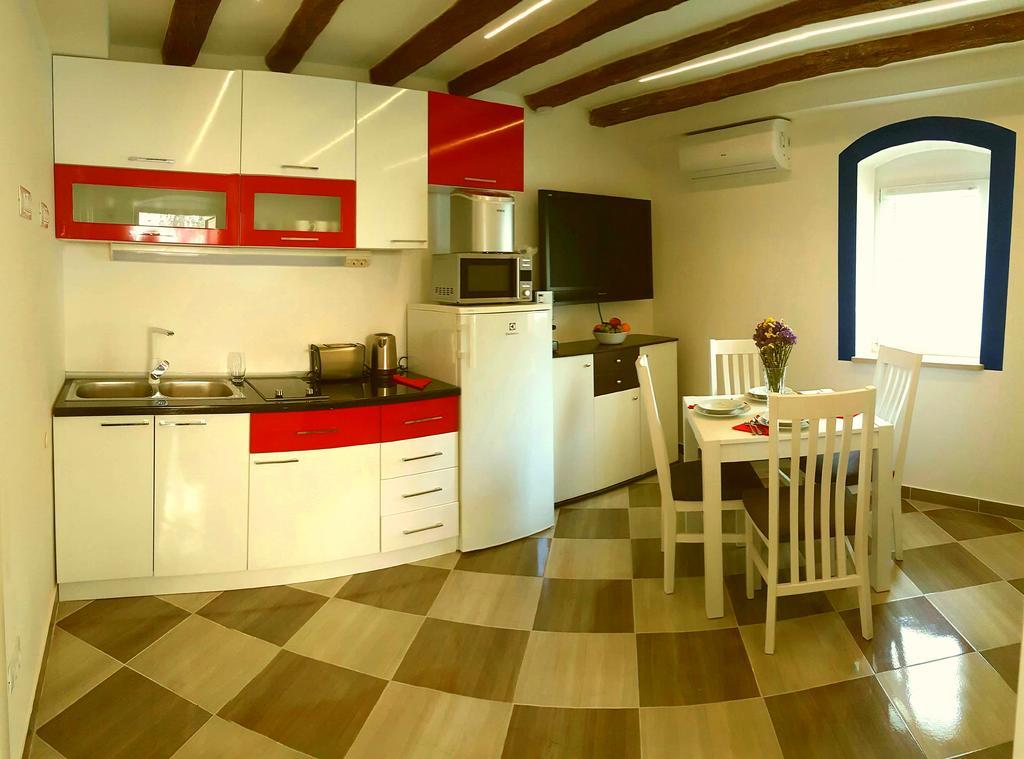 Karmen'S Apartment One 斯普利特 外观 照片